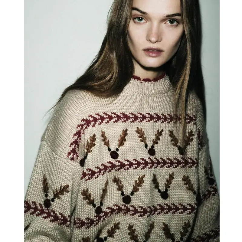 크리스마스 테마 긴 소매 니트 스웨터 루즈핏 패턴 여성 패션 가을 겨울 신상품 폴리에스터 섬유