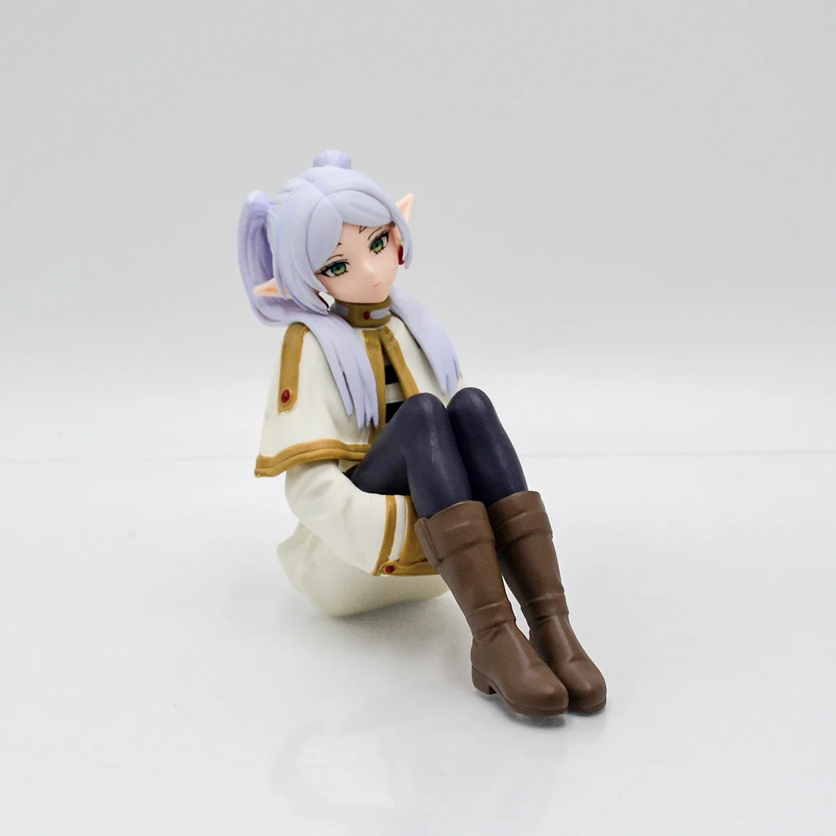 11cm Frieren Beyond Journey's End Anime Girl Figure Noodle Stopper Sousou no Frieren Action Figure Collectible Model Doll Toys