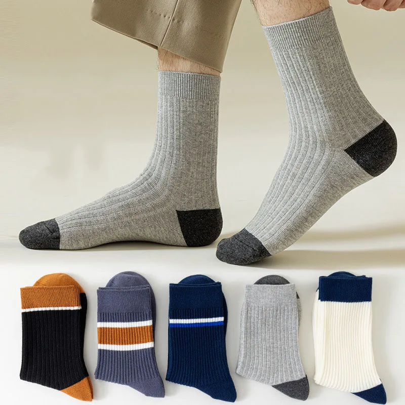 5 Pairs Of Men\'s Sports Mid Tube Socks For Autumn And Winter Deodorization Casual Comfort  Warm Cotton And Casual Socks EU 38-44