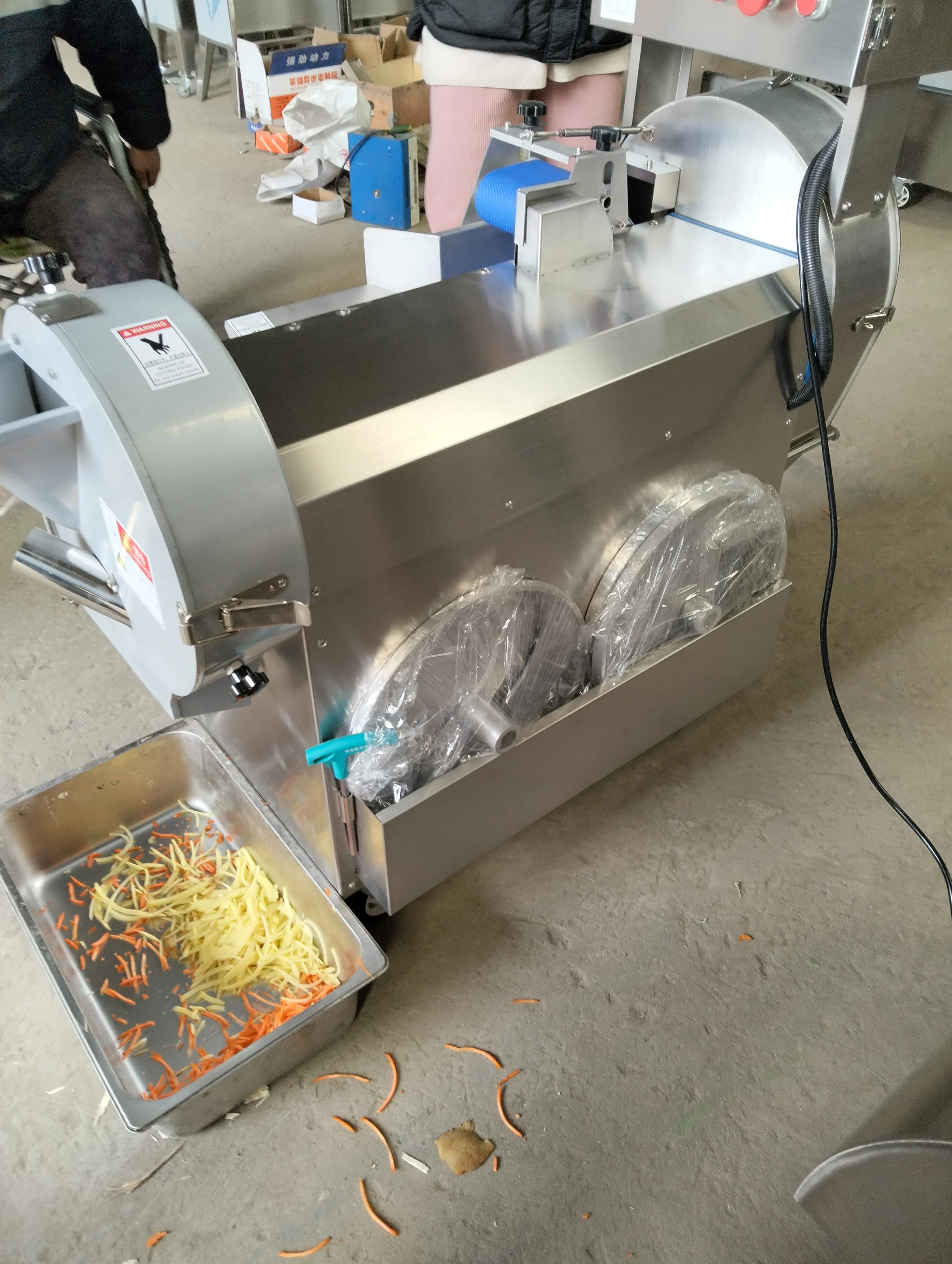 Máquina automática de corte e fatiar vegetais e frutas