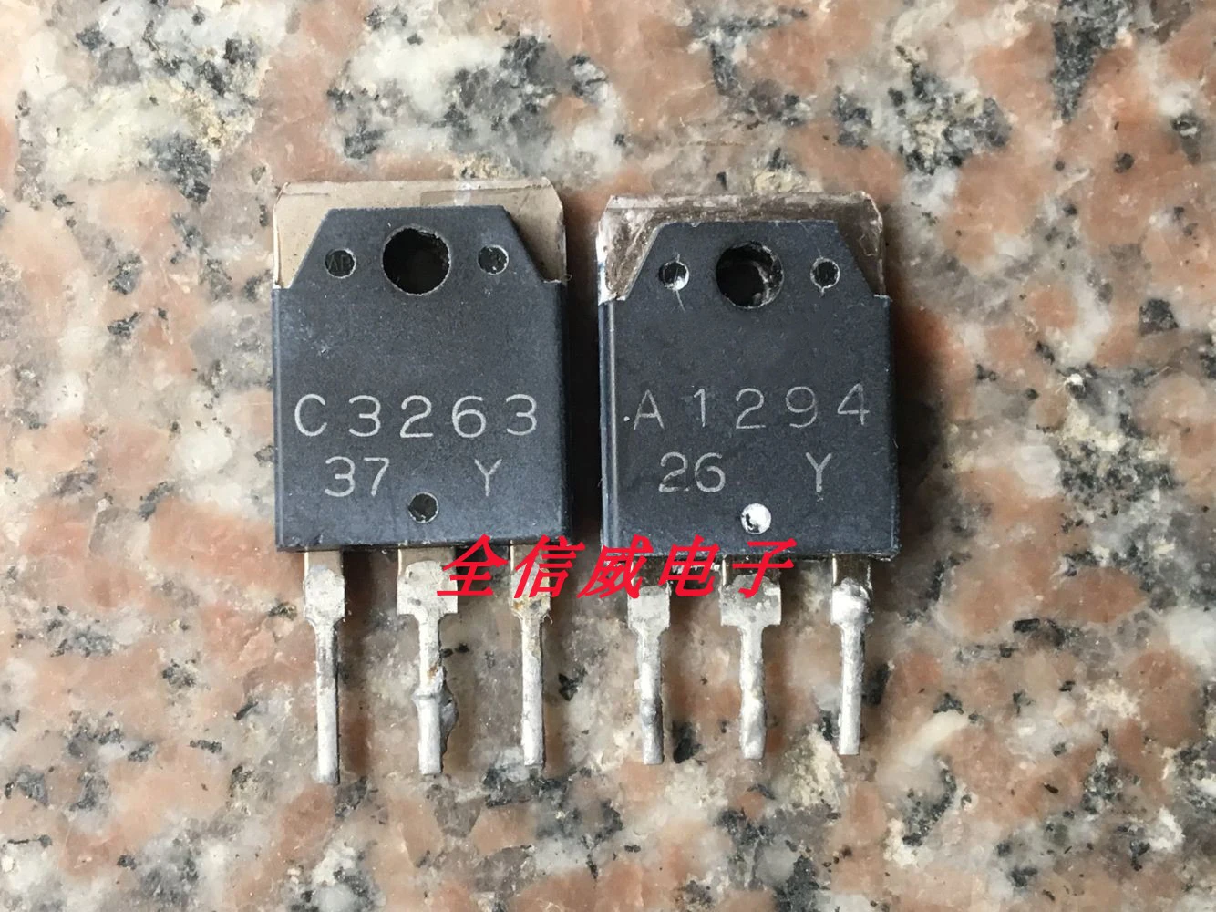 

Used 1pair 2SA1294 2SC3263 (1pcs A1294 + 1pcs C3263) TO-3P In Stock