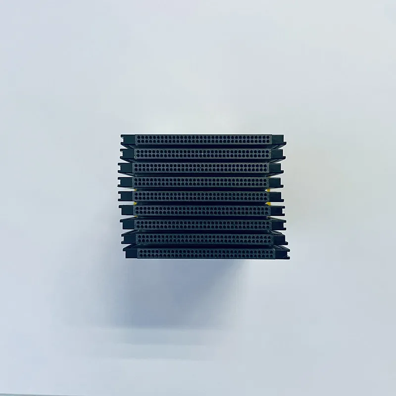 Card reader/adapter/card slot