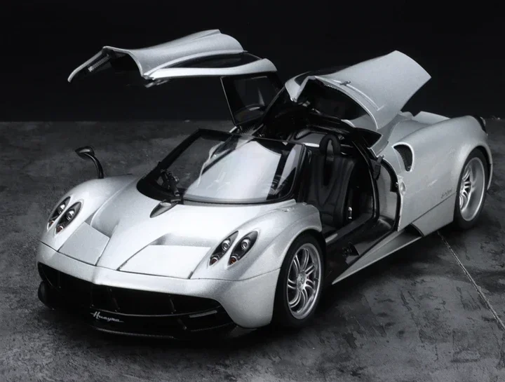 

Autoart 1:18 Huayra Silver Simulation Limited Edition, все открытые металлические статические модели автомобиля из сплава, игрушка в подарок