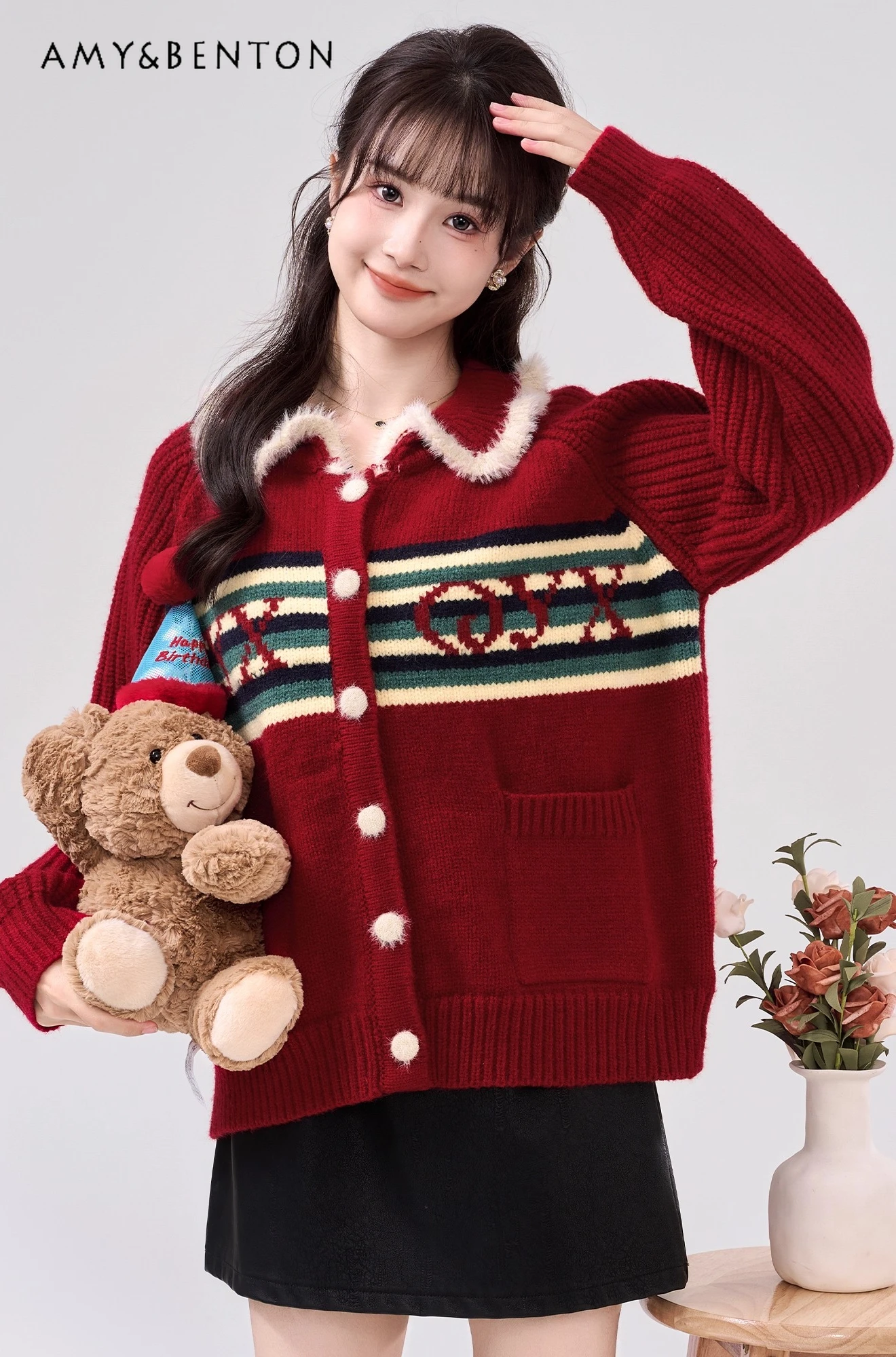 

2025 Autumn Winter New Hot Sale New Year Christmas Women's Red Turn-Down Collar Striped Loose Casual Knitted Cardigan