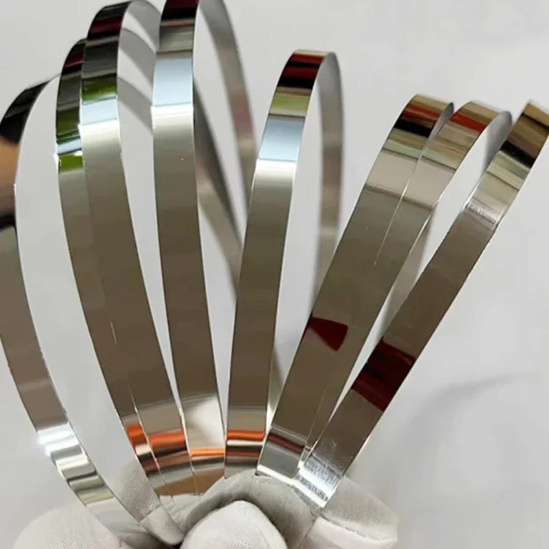 سمك 0.1 مللي متر - 0.8 مللي متر 304 الفولاذ المقاوم للصدأ شريط ضيق عرض 2.5/3/3.5/4/4.5/5/5.5/6/7/8 مللي متر لوحة رقيقة من الفولاذ المقاوم للصدأ 2 متر