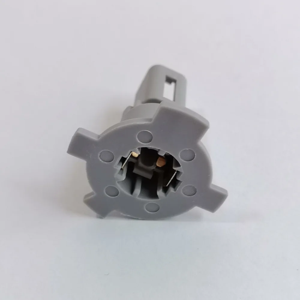 License Plate Light Socket For Hyundai Solaris 1 2011 2012 2013 Vehicle Tail Lamp Base Connector Repair Part 925501M000