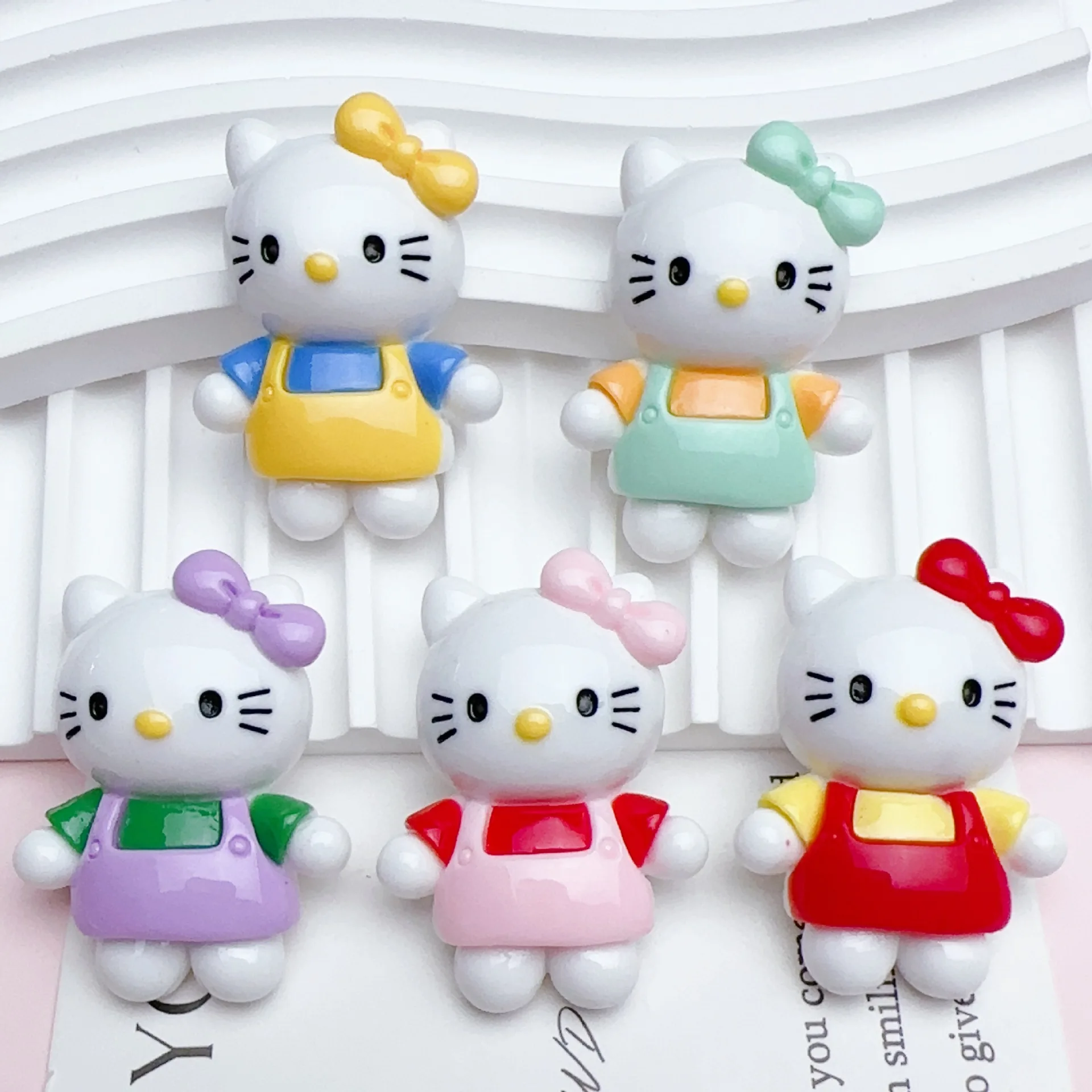 

Мультфильм Hello Kitty периферийные аксессуары из смолы, кремовый клей, чехол для телефона «сделай сам», наклейка на холодильник, подвеска, заколка для волос, наклейка