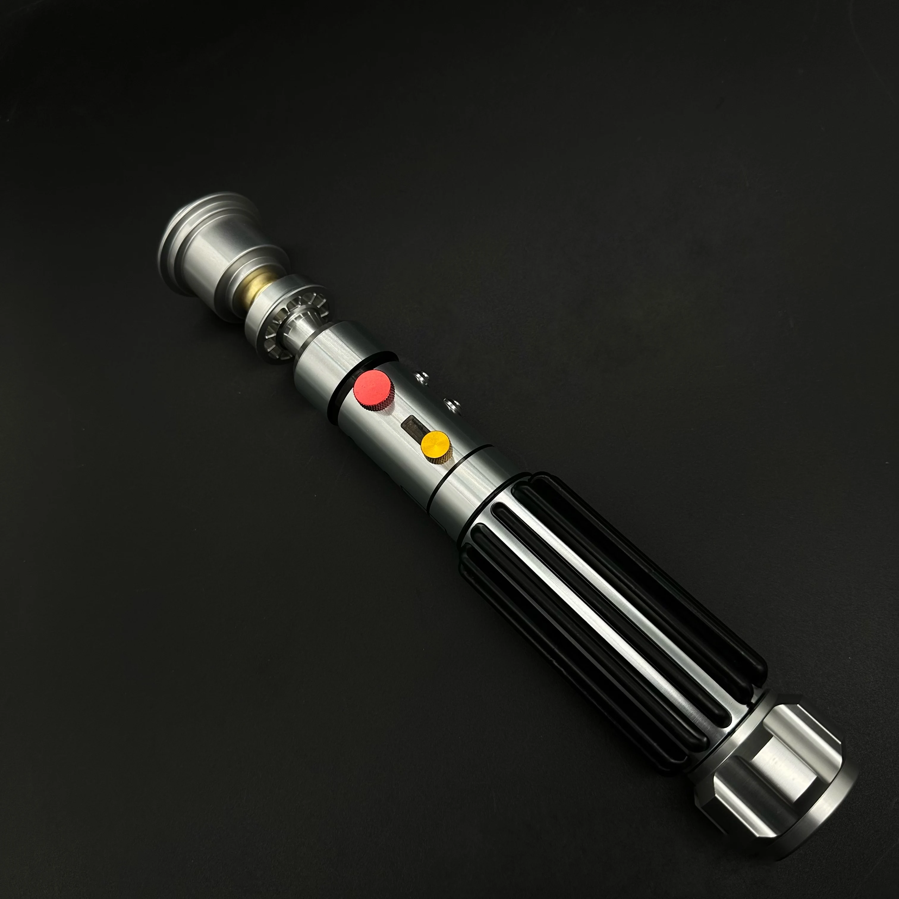 Lightsaber XT4 Neopixel Gevoelige Smooth Swing Metal Heavy Dueling RGB Pixel Blade Speelgoed Cosplay Game Movie Prop