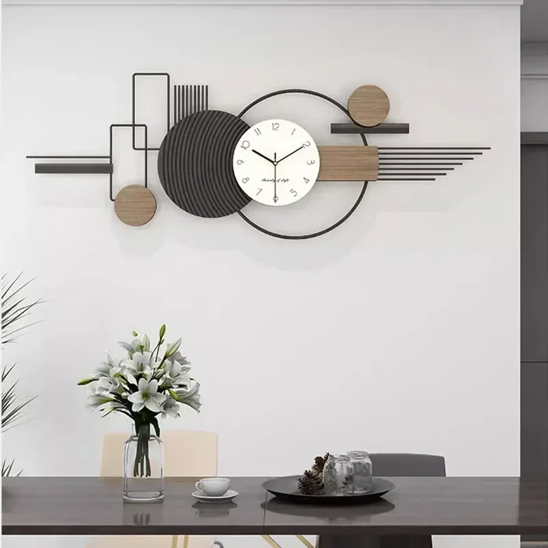 Luxury Aesthetic Wall Clocks Big Size Design Creative Fashion Wall Watch Restaurant Simple