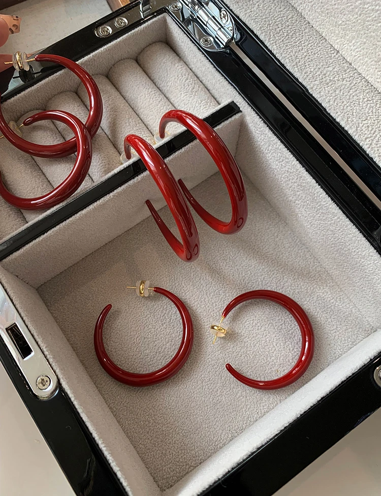 2026 Neujahrs-Ohrringe in Weinrot mit Emaille, C-förmig, europäischer und amerikanischer Stil, schlichte Accessoires für Damen – Detail 22