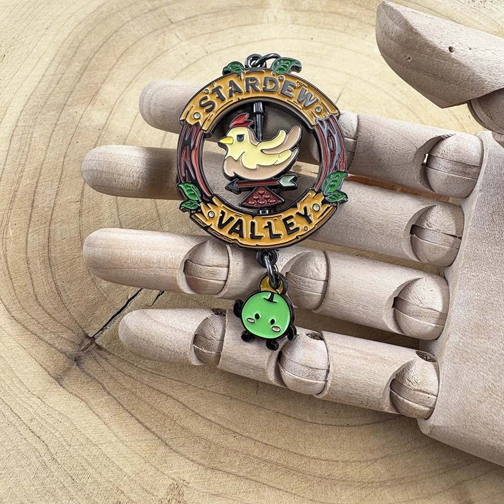 Stardew Valley بكسل الدجاج تدوير علامة طريق Junimo أبل المفاتيح لعبة الأعمال كيرينغ الطرفية قلادة ألعاب هدية الوصول