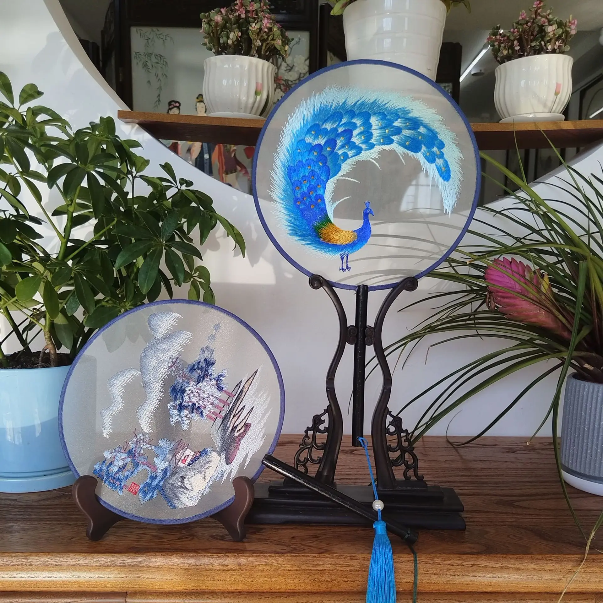Retro Hand Fan Chinese Silk Suzhou Embroidered Round Fan Home Decoration Ornament Dancing Fan With Tassel Qipao Hanfu Accessory