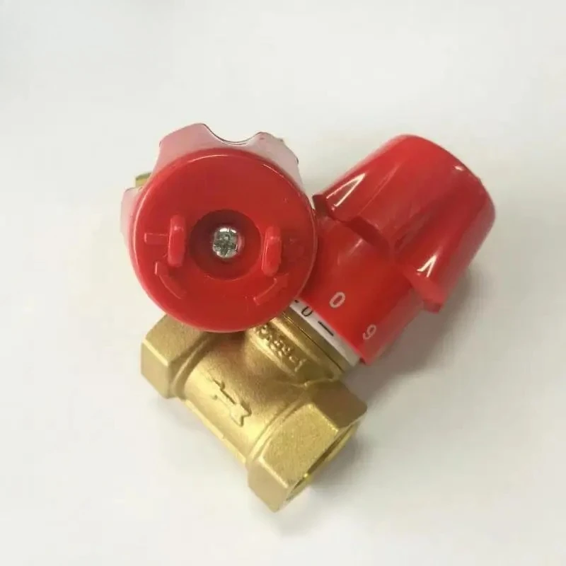 Válvula reguladora de fluxo de latão de 1/2" - 2" Controle manual de água/óleo/gás DN15–DN50