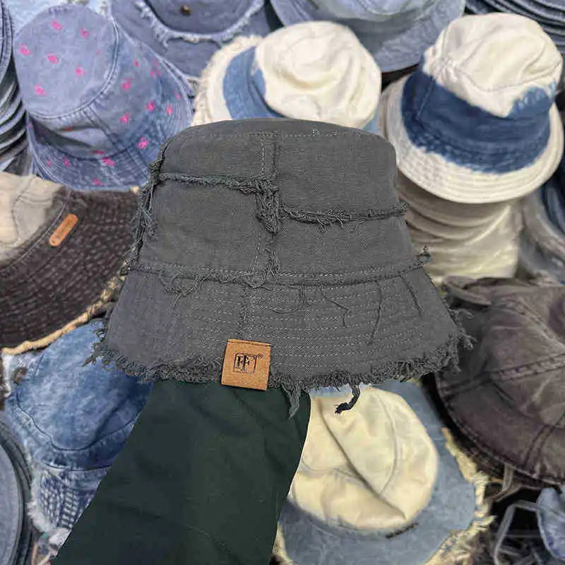 Unisex Breathable Washed Cotton Fisherman Hat Raw Edge Bucket Cap with Sunscreen Coating Reversible Beach Hat for Men And Women