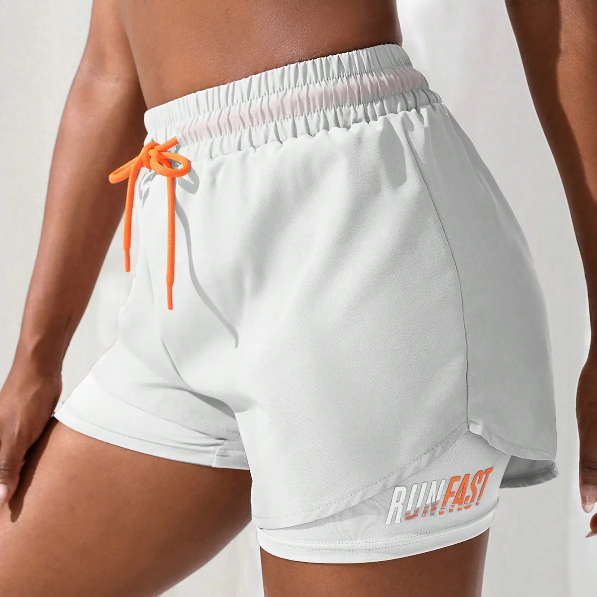 Damen-Laufshorts, doppellagig, schnelltrocknend, leicht, mit Kompressionsfutter, ideal für das Fitnessstudio. – Detail 6