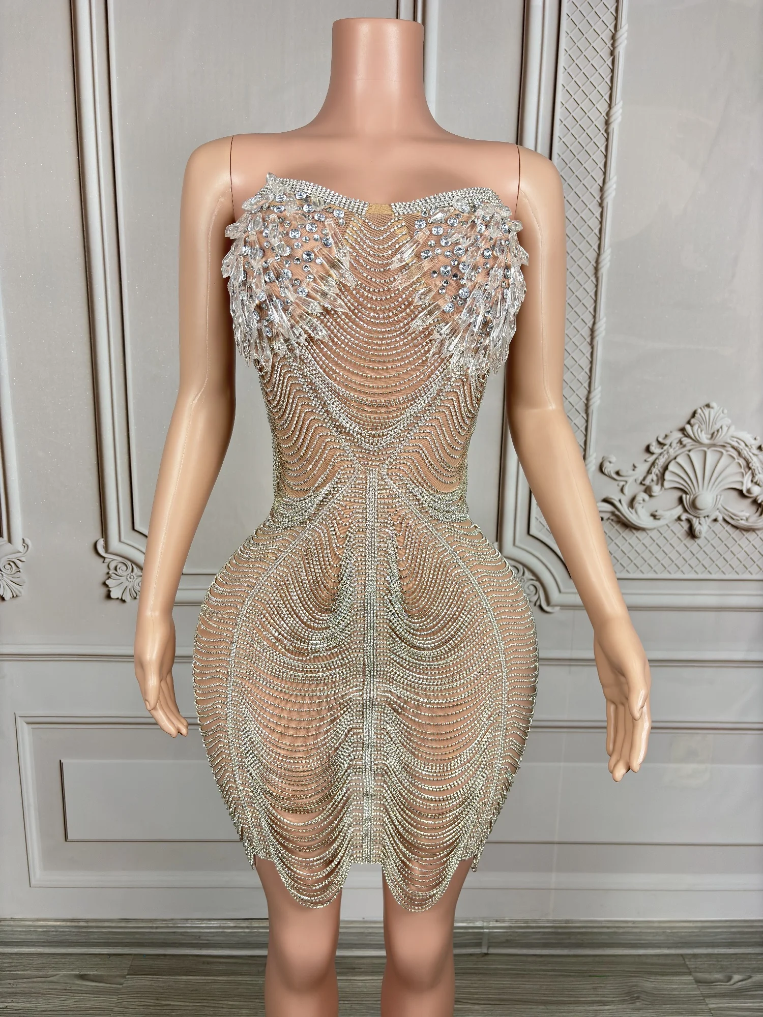 Luxe bal élégant dos nu Sexy Mini robe de soirée fête d'anniversaire événement pure maille robe de bal cristal haut de gamme Couture Ailisi