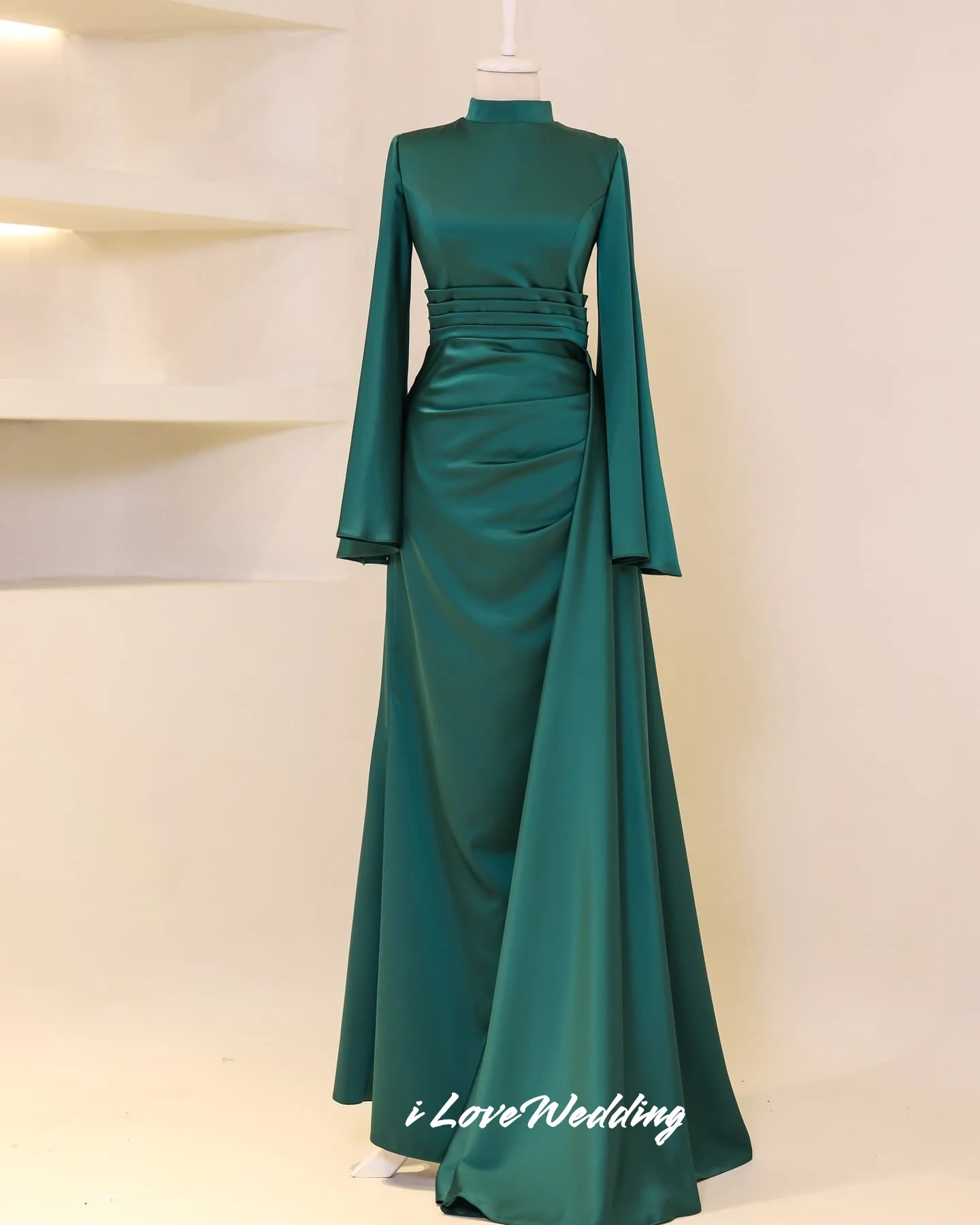 

Emerald High Neck Evening Dresses 2025 Satin Long Sleeve A-line Pleated Floor Length Dresses for special occasions Customized