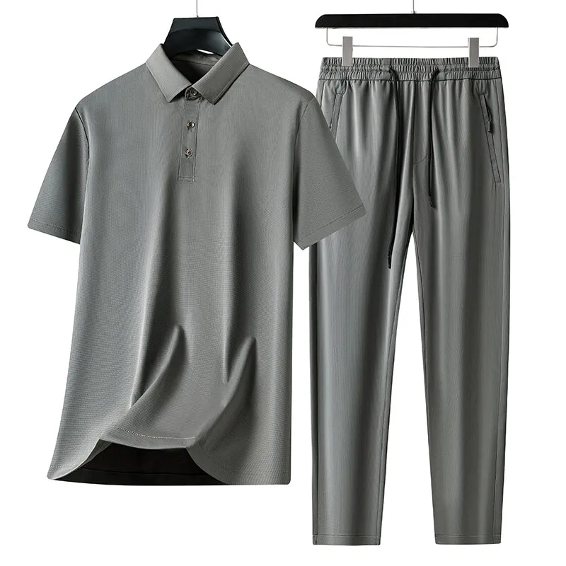 Set di pantaloni a maniche corte traspiranti in seta di ghiaccio tinta unita nuova moda estiva per set da due pezzi sportivo allentato casual da uomo