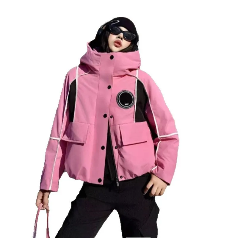 Nuovo Piumino Invernale di Tendenza con Colori Contrastanti, Giacca Corta da Donna con Cappuccio, Imbottita e Calda in Piuma d'Oca Bianca