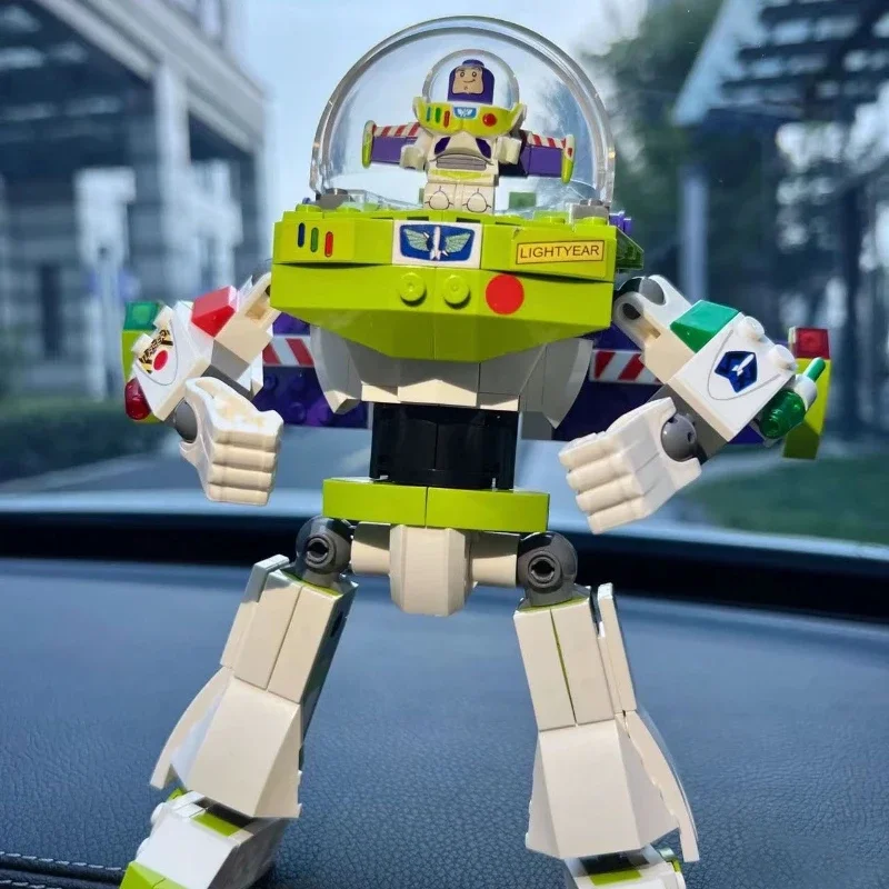 2024 Disney Pixar Toys Story Buzz Lightyear Moc Mecha Puzzle Zmontowane klocki do budowania Prezenty dla dzieci Chłopiec Zabawki montażowe