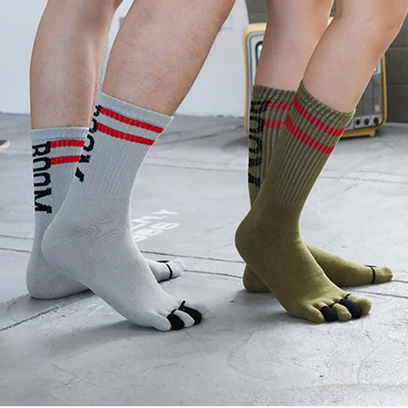 

5 Pairs Split Toe Sport Socks Men Women Couple Lgbt Long Tube Letter Knitted Cotton Street Fashion Outdoor Run Basketball Socks