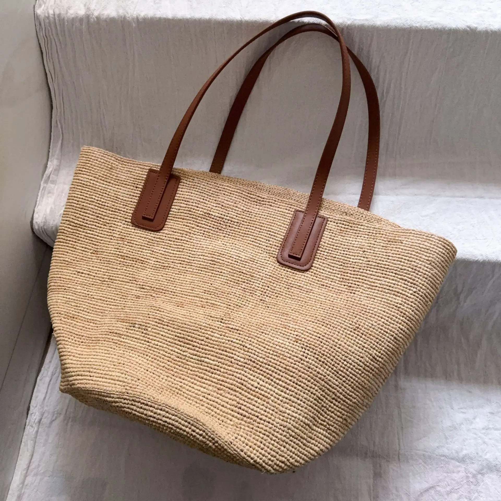 Free Lazy Artistic Texture Large Capacity Straw Tote Bag Lafite Grass Weaving Handmade Woven Summer Beach Bag Commuter Shopping