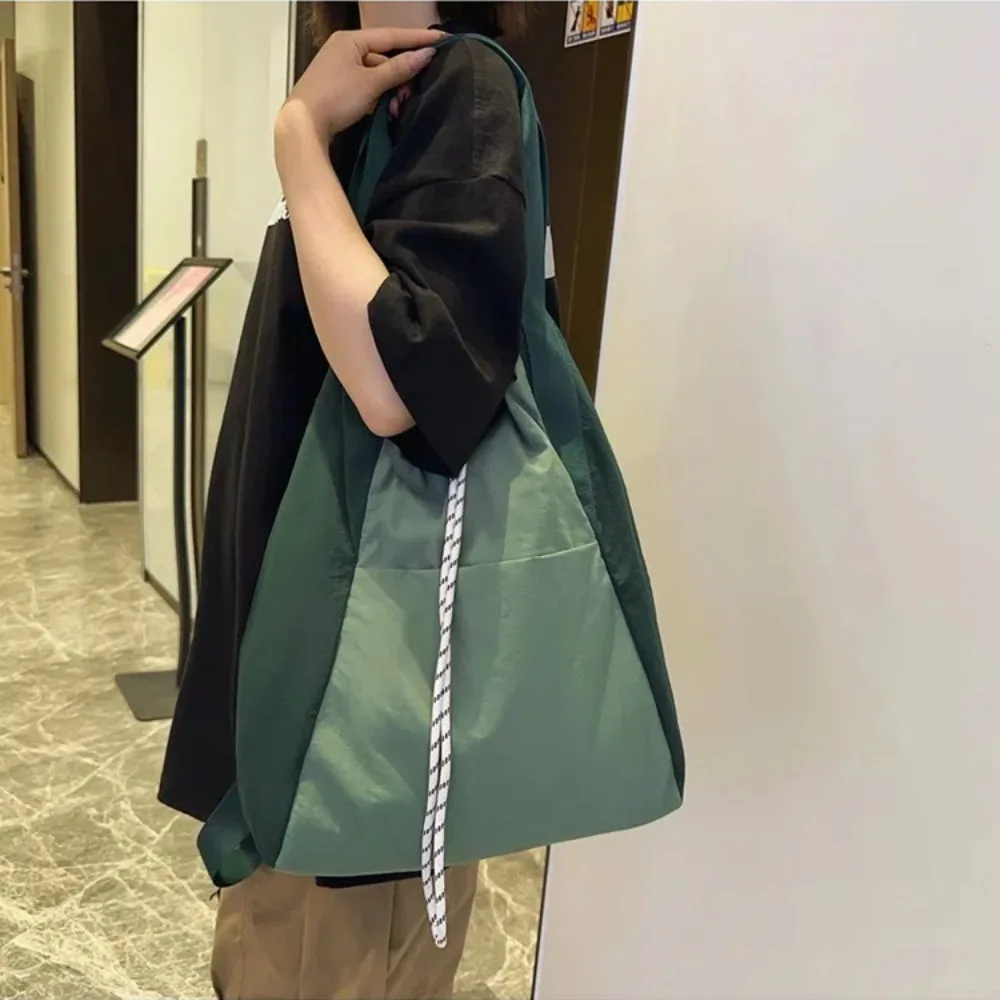 

Fashion Nylon Travel Backpack Drawstring Large Capacity Cloth Pack High Quality Solid Color Women Rucksack For Couples