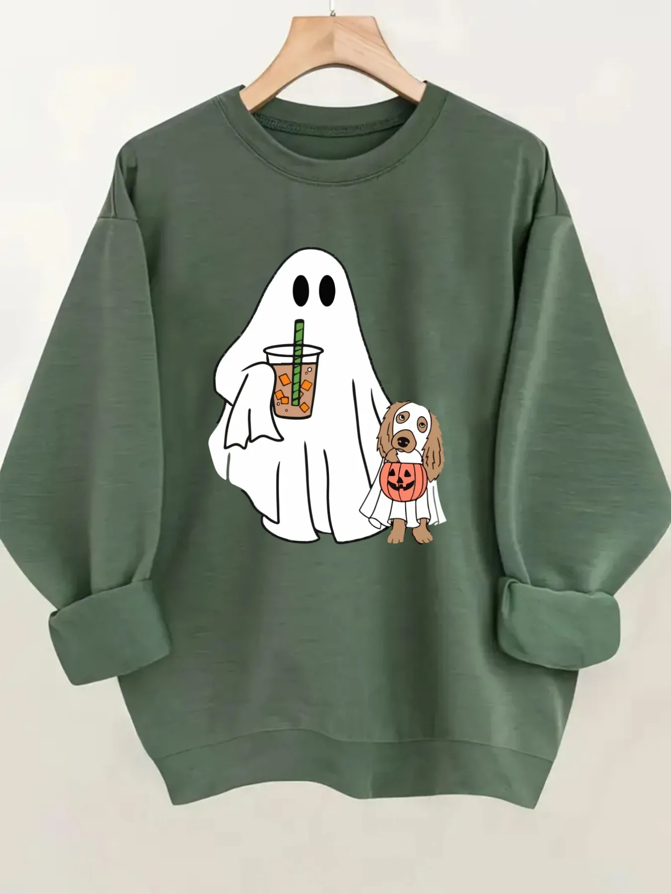 Women's Crew Neck Pullover Sweatshirt Ghost Dog Drink Design, Soft Casual Long Sleeve, Daily Casual Top Outfit, Winter Women's Clothing, Halloween Costume Outfit