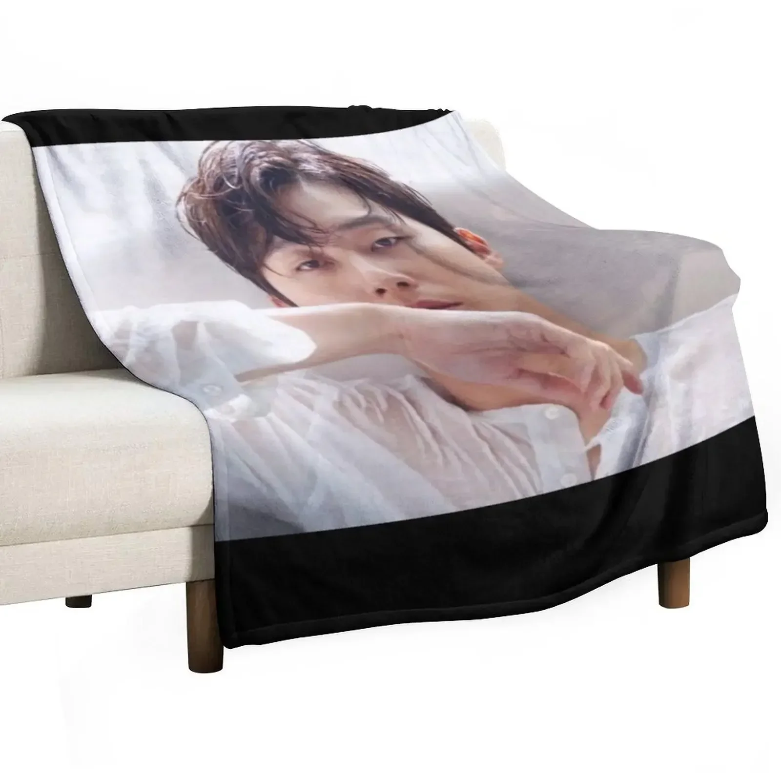 

Park Seo Joon Throw Blanket Lightweight Warm Blanket for Indoor Outdoor Use