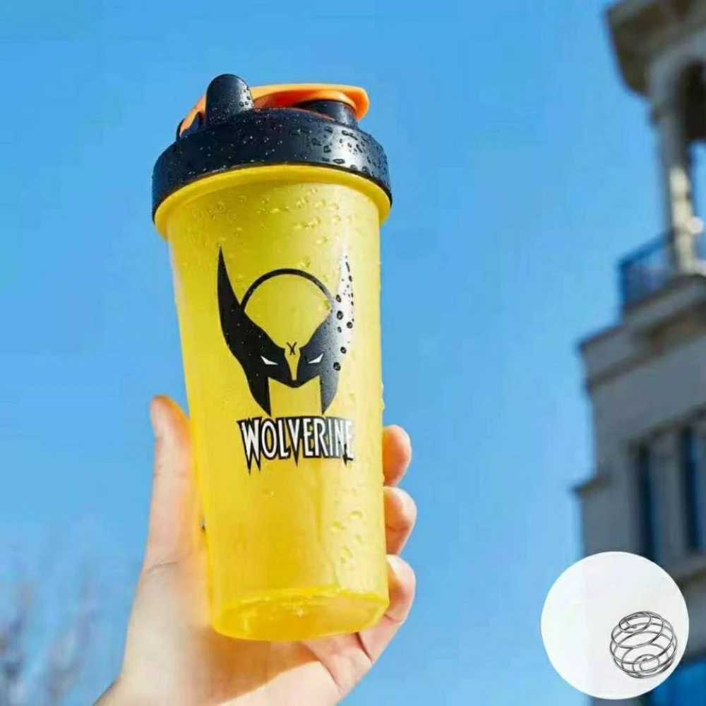 Disney Avengers anime 600ml Batman demir adam çalkalama kabı ev büyük kapasiteli protein tozu plastik bardak spor spor su bardağı