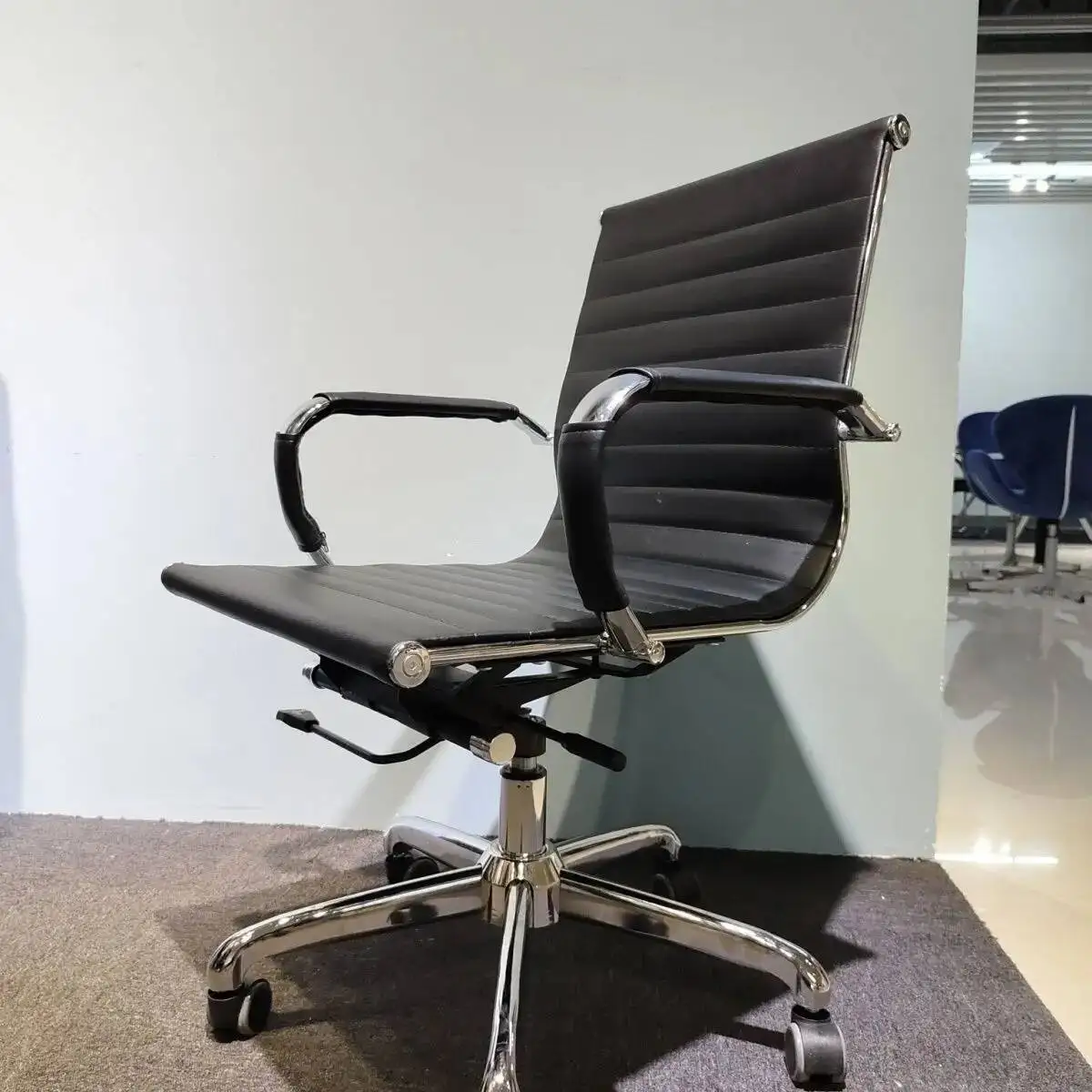 كرسي كمبيوتر بسيط، كرسي عمل مكتبي، كرسي مريح، كراسي ترفيهية مريحة لغرفة النوم، مسند ظهر للدراسة، كراسي دوارة