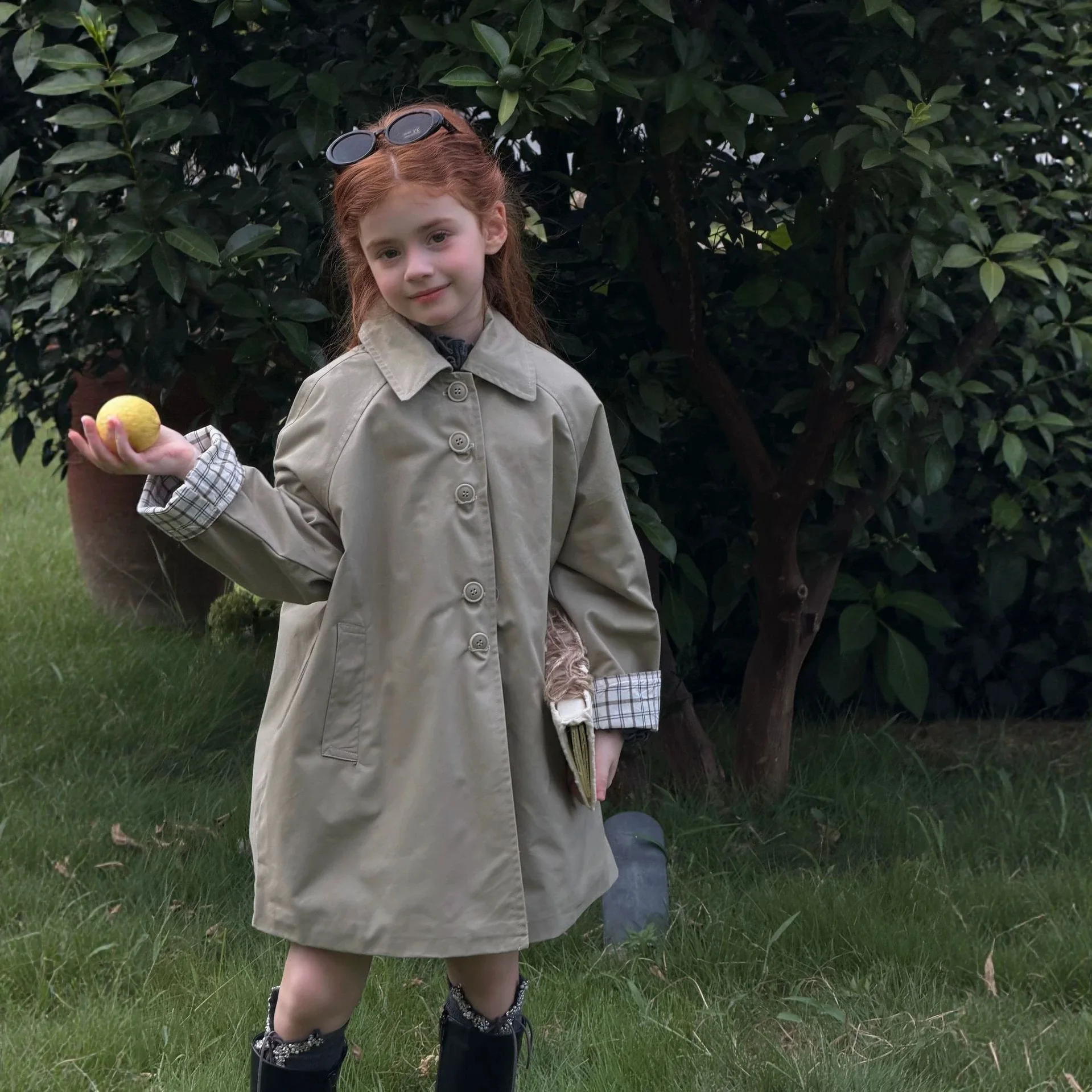 Children's Wear 2026 Autumn Girls' Lace Elastic Bottom Dress Children's Fashion  Skirt Checkered Sleeve Windbreaker