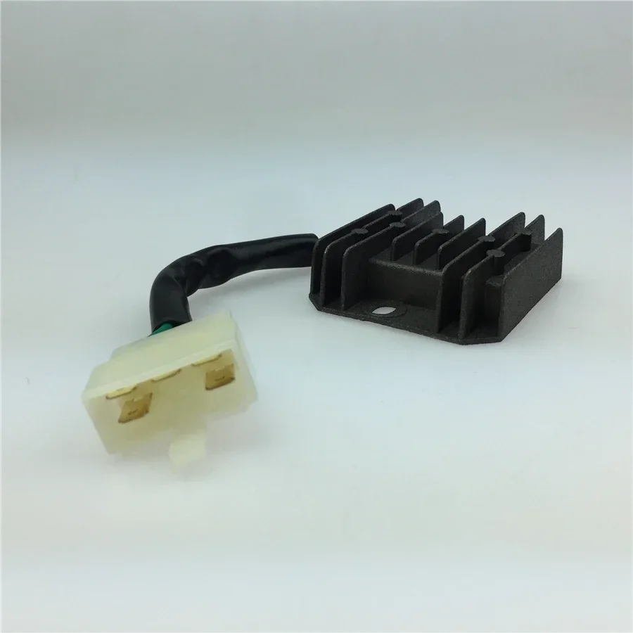 For GY6125 motorcycle (five-wire female plug) GY6150 scooter five-wire rectifier regulator regulator charger