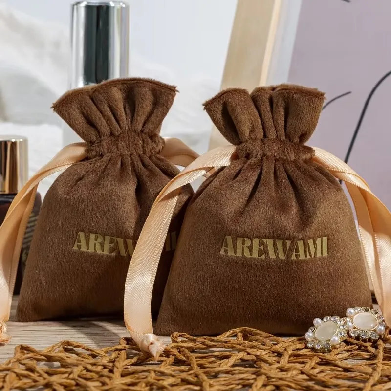 

Custom Drawstring Velvet Dust Bags for Jewelry Cosmetics Clothing Embroidery Flexography Printing Jewelry Gift Packaging