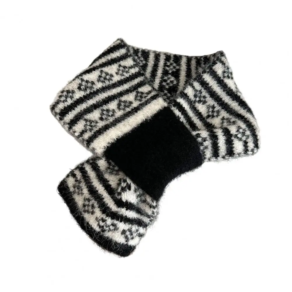 وشاح مريح مطبوع عليه نسيج وشاح شتوي أنيق مع تصميم فتحة صغيرة وطباعة سميكة ودافئة مقاومة للرياح للطقس #4