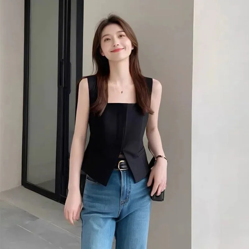 

Black Square Collar Sleeveless Vest Women Fashion Summer New Style Mini Split Suit Strap Top Short Polyester Blend Fabric Vests
