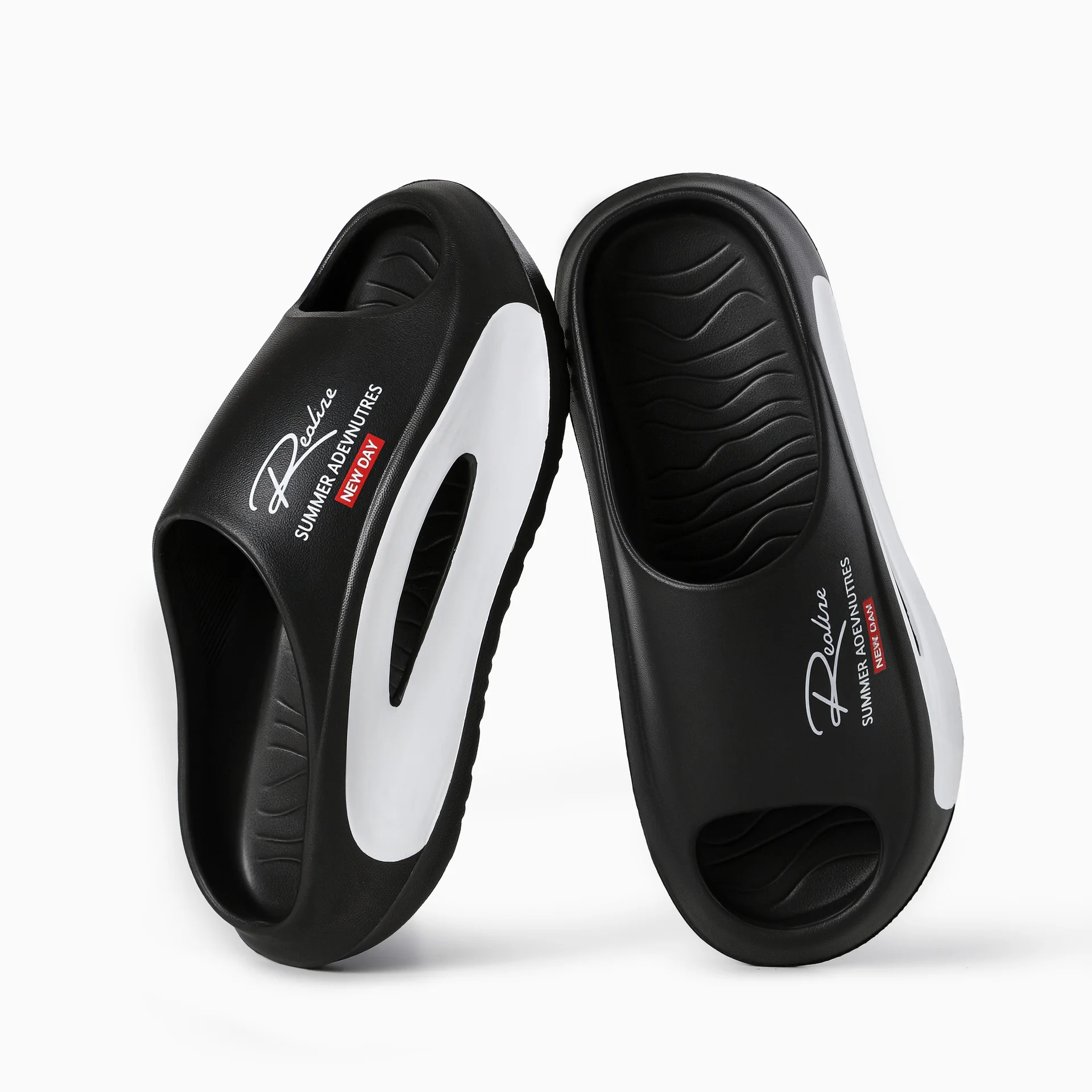 رجل يرتدي النعال بنعال سميكة، يرتدي شباشب مضادة للانزلاق ومضادة للرائحة في الصيف، وشباشب شاطئ كبيرة الحجم