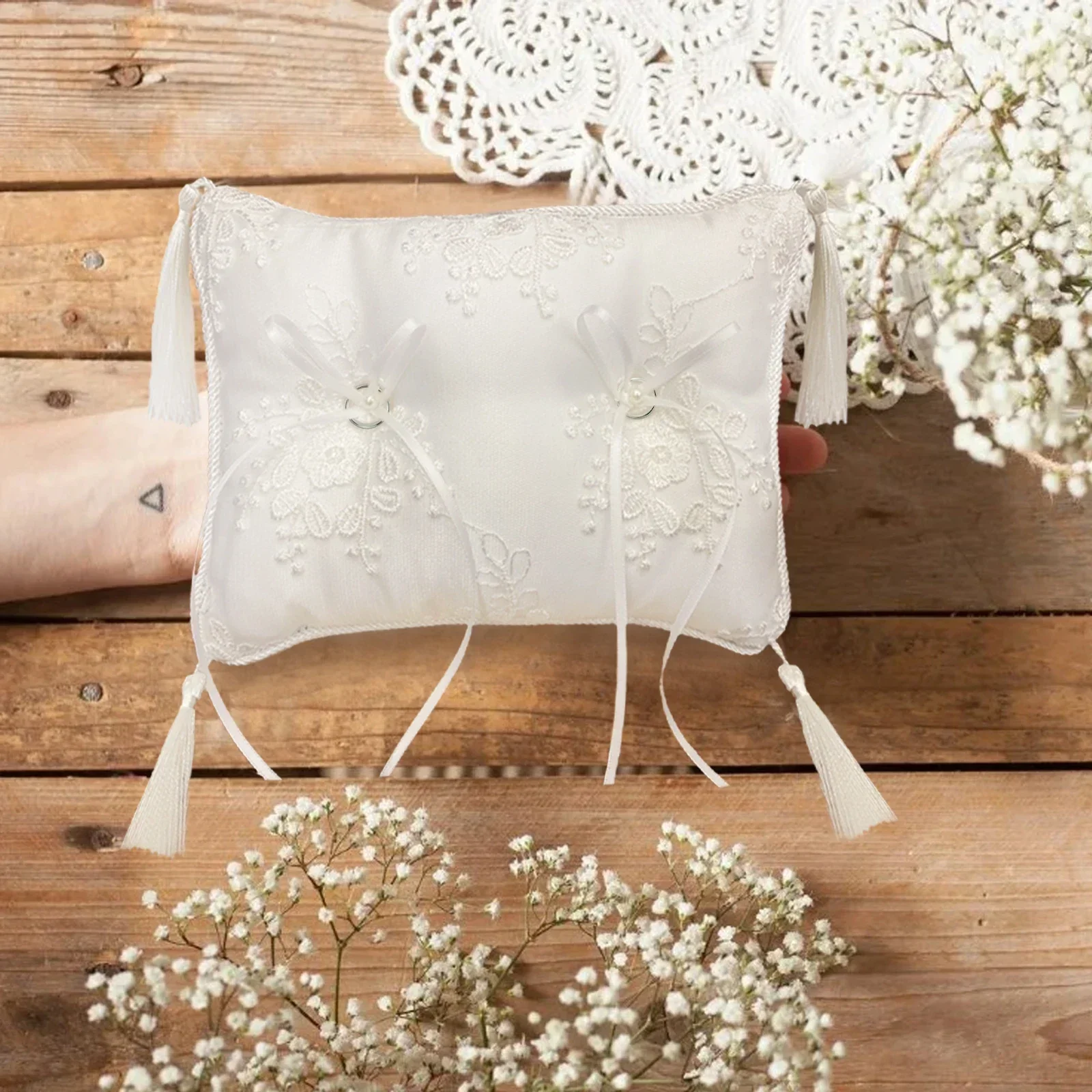 Ring Cushion Satin Filled Silk Cotton Rings Pallet Double Heart Fringe Pillow Romantic European For Wedding Party Ceremony