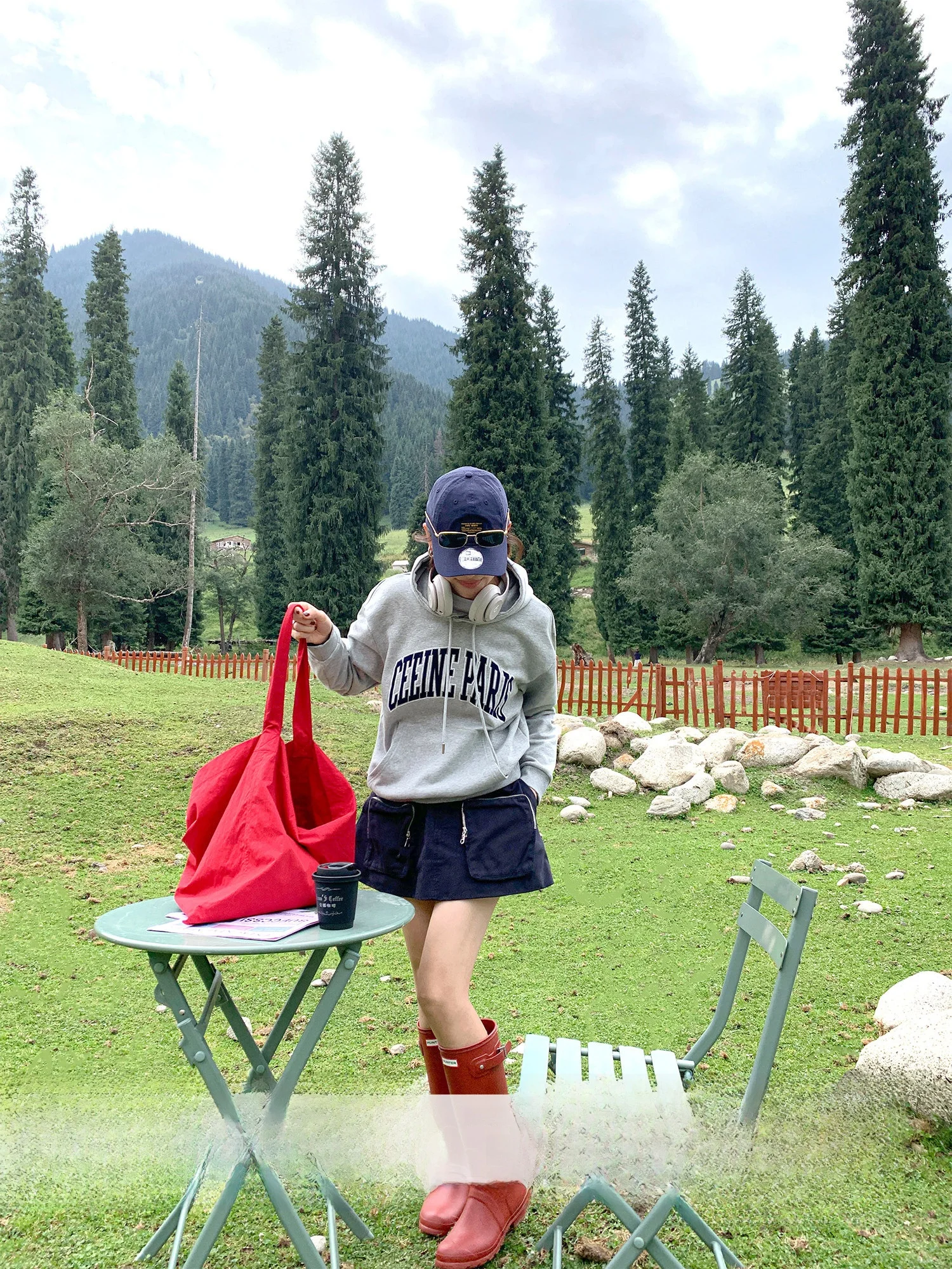 

Женская толстовка с капюшоном, повседневная верхняя одежда, свободный крой, с принтом букв, в американском стиле, из органического хлопка