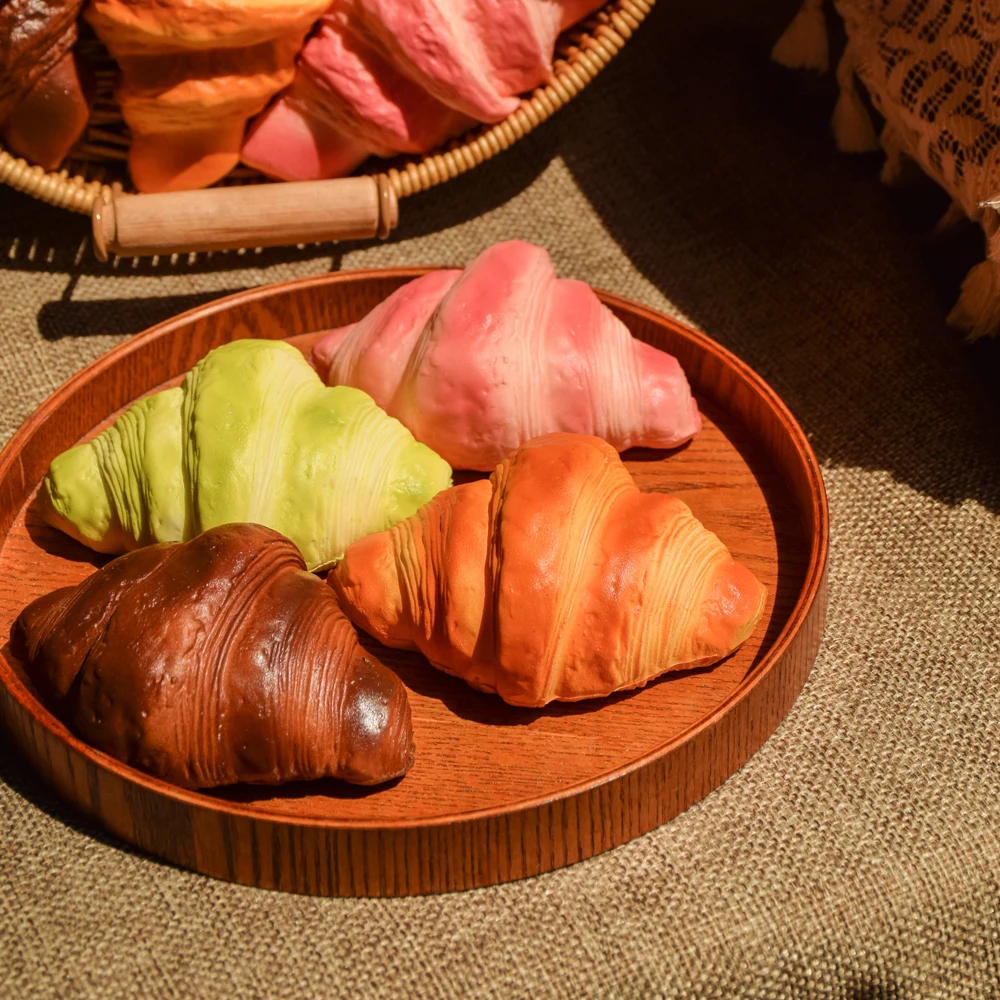 Artificial Bread Fake Croissant   Slow Rebound   Pinch Decompression   Vent Squeeze  Slow Rising  Decompress Food  1Pc