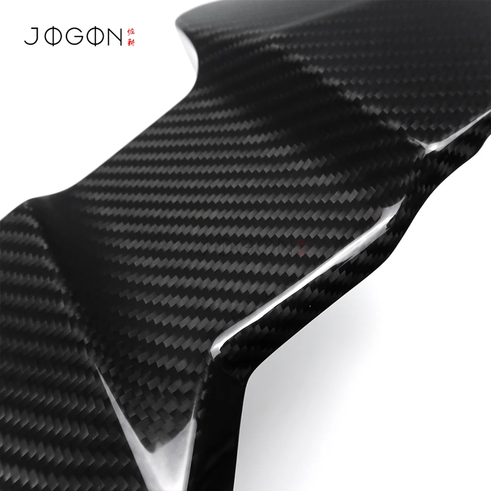 ل BMW G20 G21 G22 G23 G26 M340i M440i B58 B48 2020-2024 ECU بطارية Erminal غطاء ألياف الكربون الجافة اكسسوارات السيارات