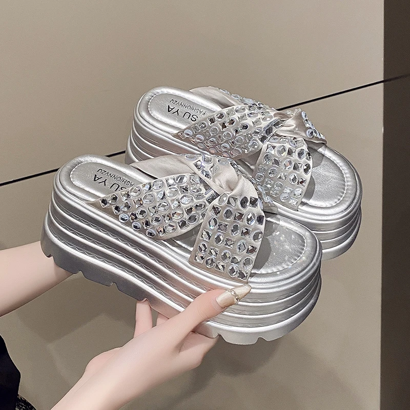 Summer Rhinestone Slippers Women\'s Chunky Sandals Fashion Women 8CM Wedges Platform Shoes Woman Open Toe Flats Beach Flip Flops