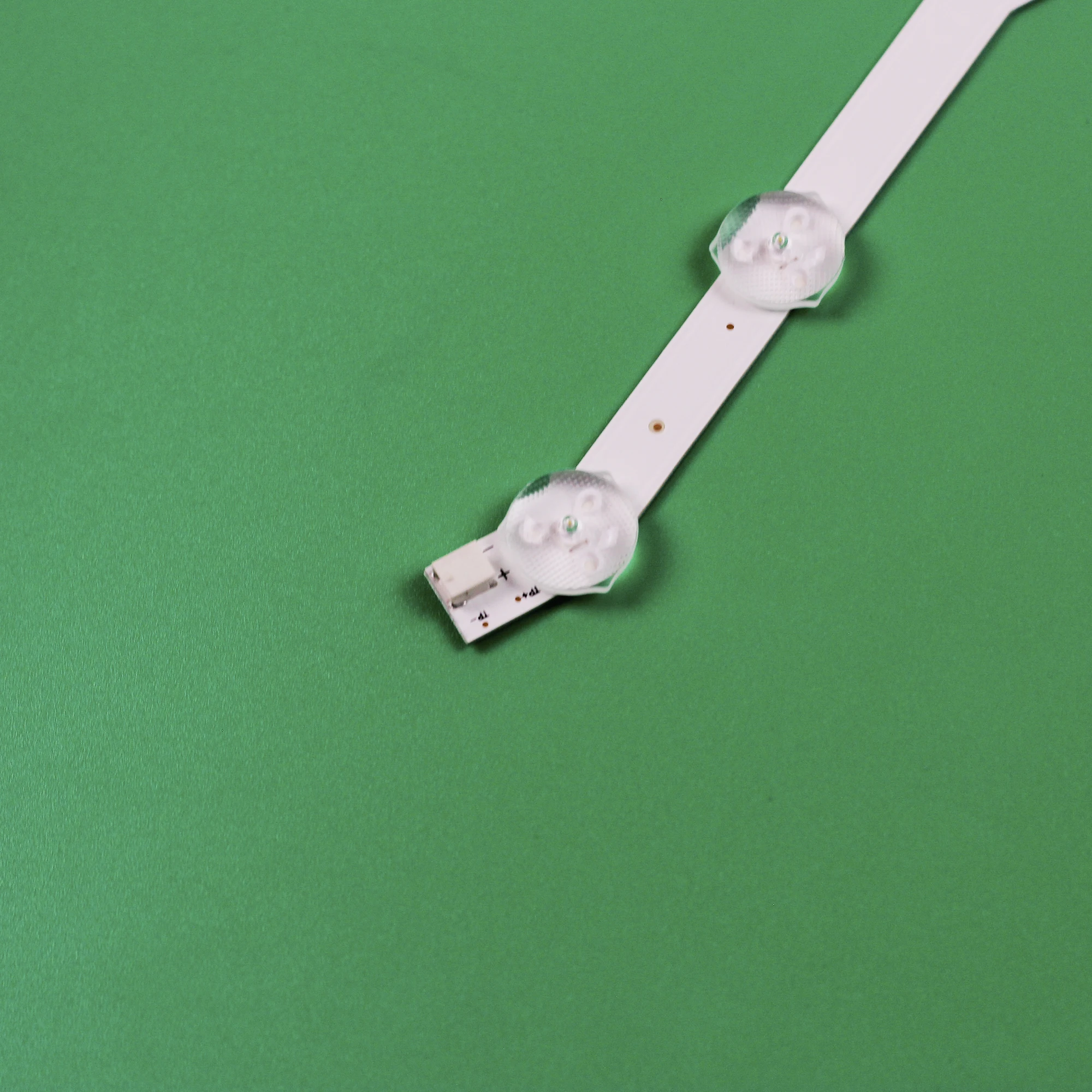 

Светодиодная лента для UA40H6203 UN40H5100 UE40H5304 UN40EH5300 UN40FH5005 UN40H6203 UN40FH5303G UE40EH5005 BN96-28767B BN96-28766A