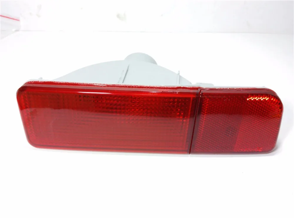 Rear fog Lights for 2001-2007 Mitsubishi Outlander rear bumper light reflector outlander rear bumper lamp airtrek rear fog lamp