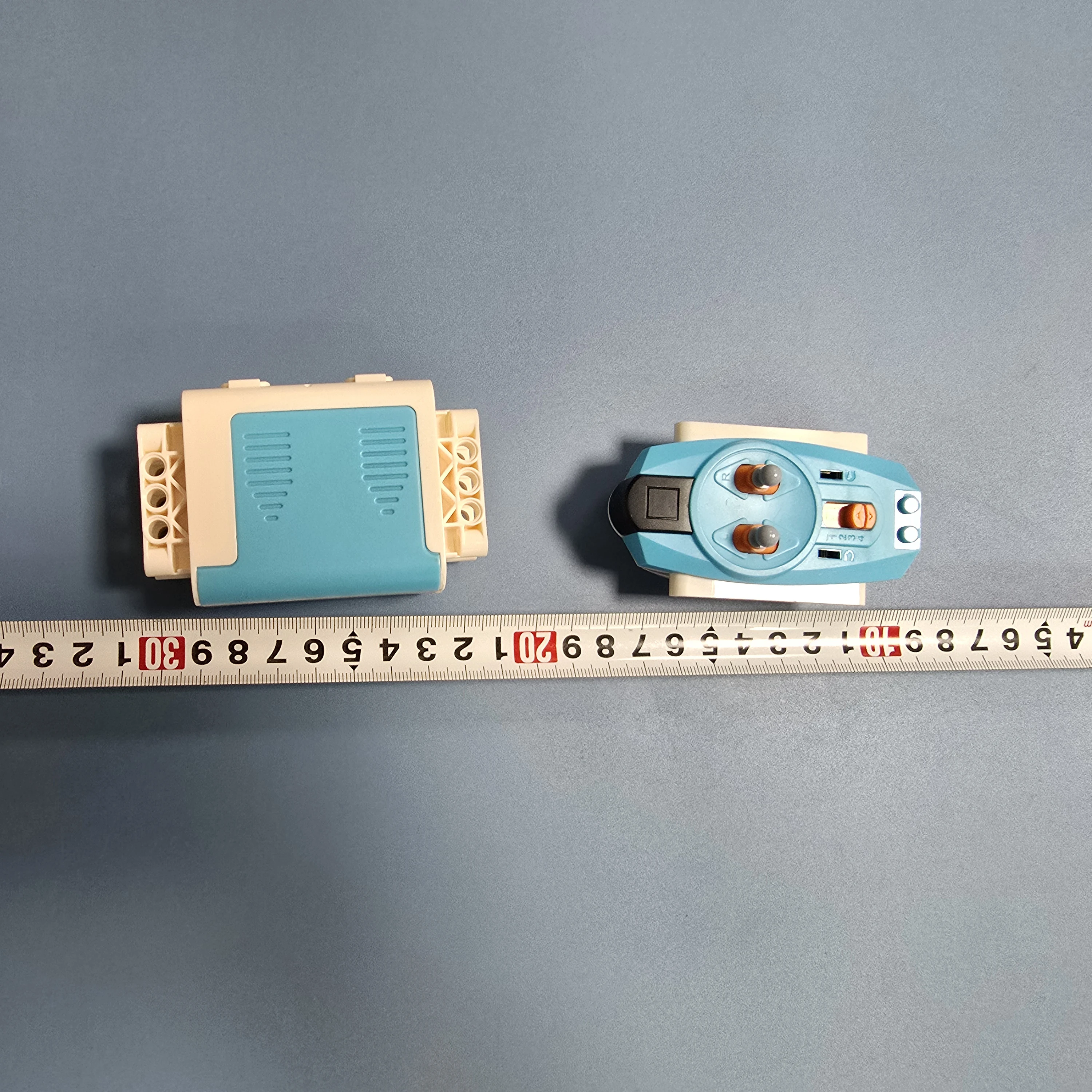 La versión actualizada del motor de potencia de bloques de construcción puede programar el paquete de baterías 8881 5.