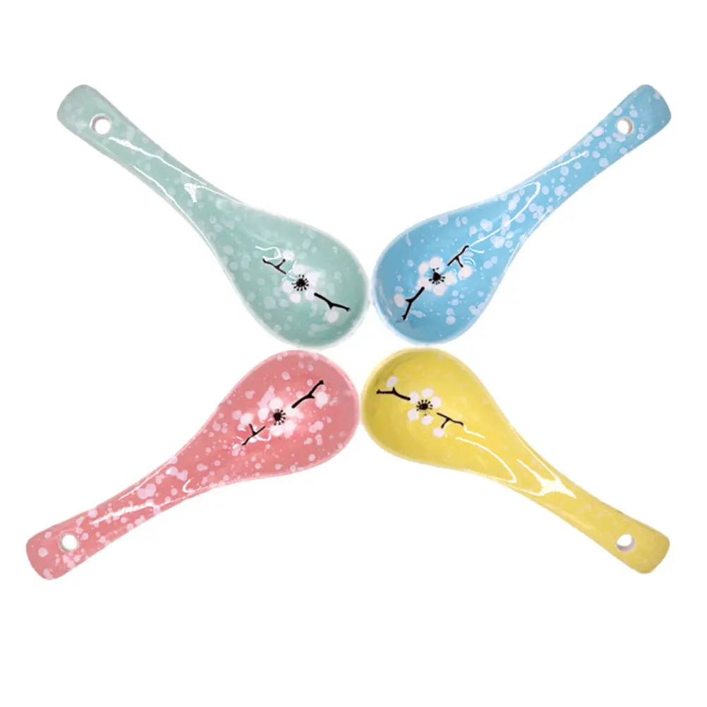 

4Pcs Ceramic Plum Blossom Pattern Spoons Mixed Color Multipurpose Soup Rice Small Spoons Vintage Restaurant Serveware