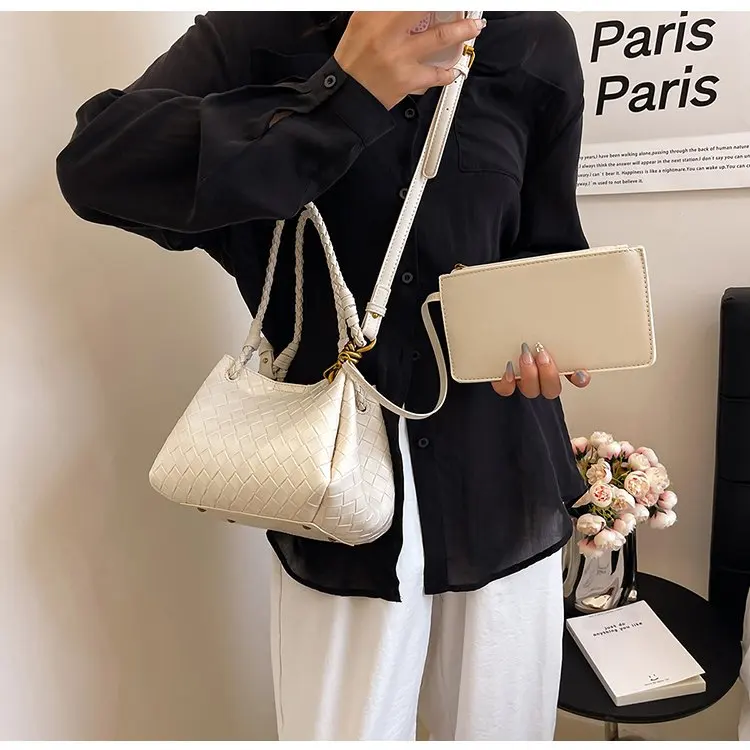Borsa a tracolla in tessuto alla moda per donna 2025 con tracolla regolabile, borsa a tracolla testurizzata in morbida ecopelle, zaino casual alla moda