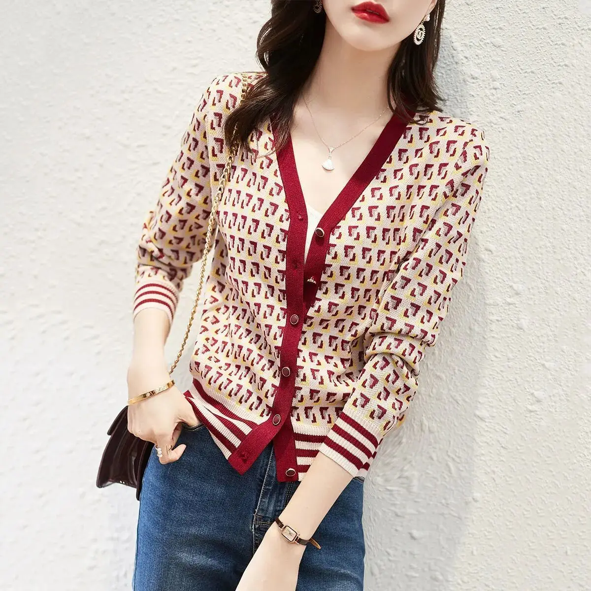 Autumn New Fashion Printing V-neck Long Sleeve Sweater Coat Women Clothing Fashionable Plaid Knitting Cardigan Ladies Top Tee