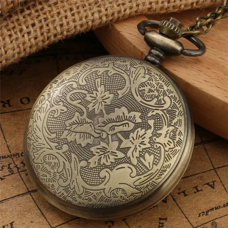 Bronze Double Wolf Moon Design Analog Quartz Pocket Watch Necklace Chain Retro Pendant Clock for Men Women Timepiece Gift