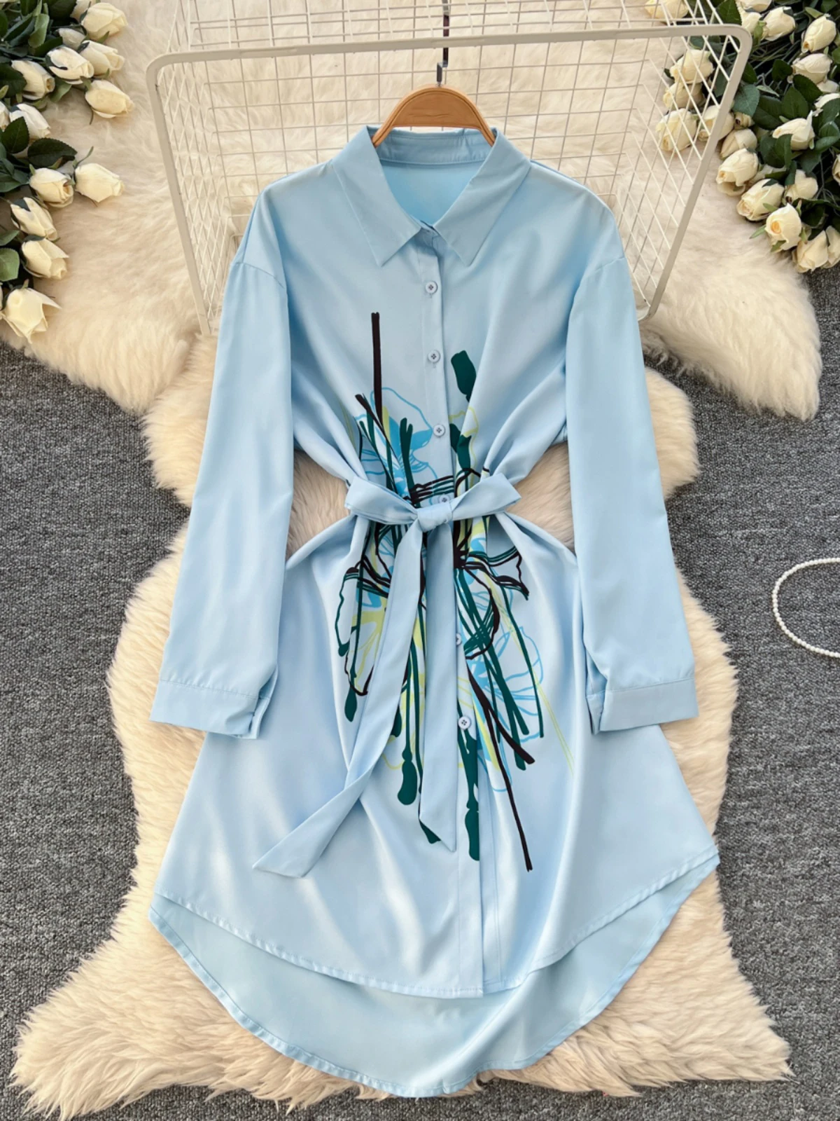 Modna koszulowa sukienka z nadrukiem damska wiosna lato nieregularne długie rękawy Casual sukienki średniej długości z paskiem elegancka Ropa De Mujer